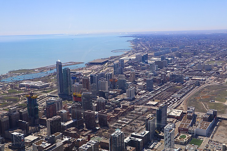 Travelnews.lv apmeklē Čikāgas augstākās ēkas Vilisa torņa skata platformu «Skydeck Chicago». Atbalsta: Finnair 221856