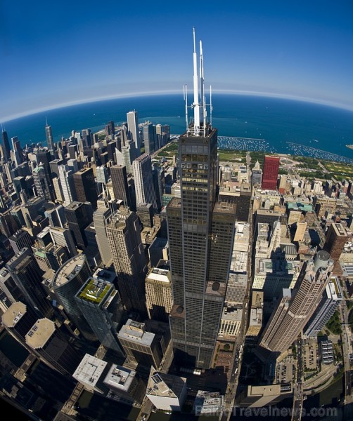 Travelnews.lv apmeklē Čikāgas augstākās ēkas Vilisa torņa skata platformu «Skydeck Chicago». Atbalsta: Finnair 221902