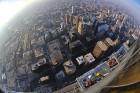 Travelnews.lv apmeklē Čikāgas augstākās ēkas Vilisa torņa skata platformu «Skydeck Chicago». Atbalsta: Finnair 24