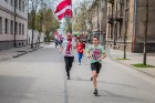 Daugavpilī ap trīs tūkstošiem cilvēku izskrien skriešanas seriāla pusmaratonā 9