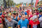Daugavpilī ap trīs tūkstošiem cilvēku izskrien skriešanas seriāla pusmaratonā 17