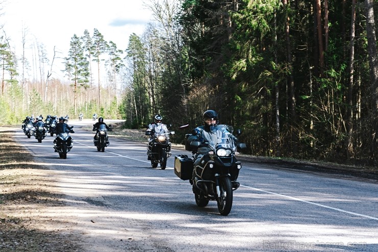 Par godu Latvijas valsts simtgadei, 100 motociklisti dodas braucienā cauri Latvijai 222134