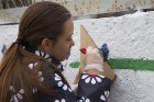 Vecmīlgrāvieši Latvijai simtgadē dāvina latviski apgleznotu sienu 2