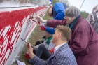Vecmīlgrāvieši Latvijai simtgadē dāvina latviski apgleznotu sienu 9
