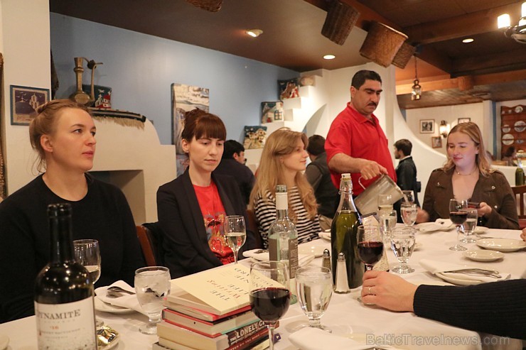Travelnews.lv iepazīst grieķu restorānu «Santorini» Čikāgā. Atbalsta: Finnair 222728