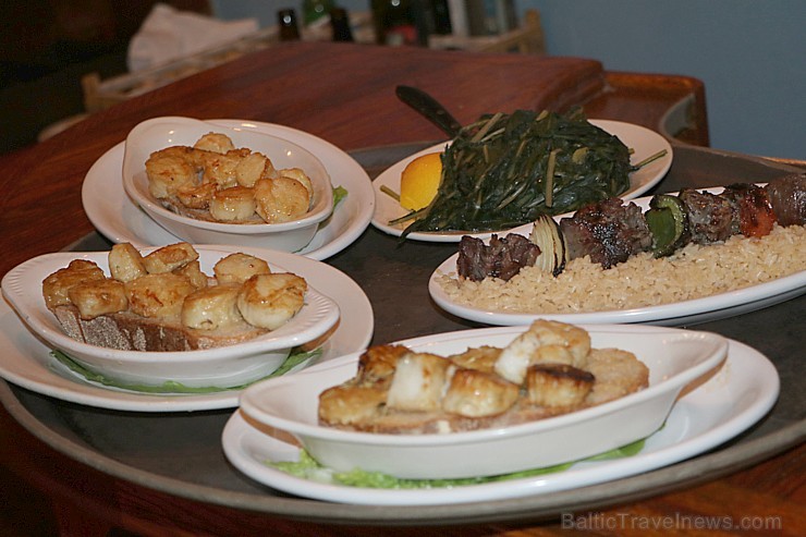 Travelnews.lv iepazīst grieķu restorānu «Santorini» Čikāgā. Atbalsta: Finnair 222735