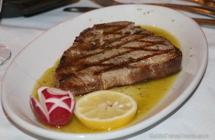 Travelnews.lv iepazīst grieķu restorānu «Santorini» Čikāgā. Atbalsta: Finnair 222741