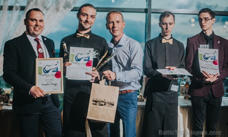Latgales labākie bārmeņi tiekas Daugavpilī - konkursā «Fantasy cocktail 2018» 223007