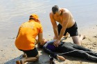 Līdz ar peldsezonas sākšanos, Rīgas pludmales sākuši uzmanīt glābēji 17
