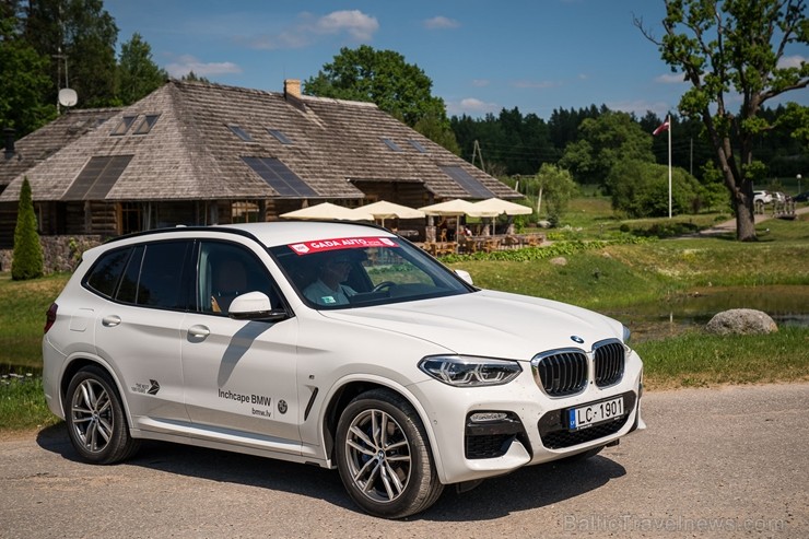 Turaidā izmēģina pirmos 11 «Latvijas Gada auto 2019»  konkursam pieteiktos automobiļus 224375