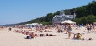 Karstais un saulainais laiks ir piepildījis Jūrmalas pludmali ar atpūtniekiem un tūristiem. Foto: Samsung Note8 2