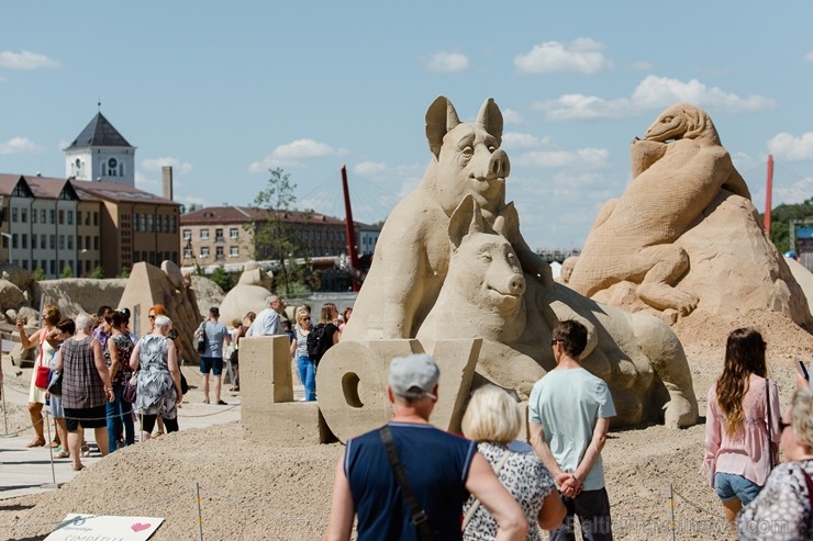 Jelgavā  aizvadīts jau 12. Starptautiskais smilšu skulptūru festivāls 225142