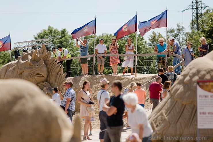 Jelgavā  aizvadīts jau 12. Starptautiskais smilšu skulptūru festivāls 225149