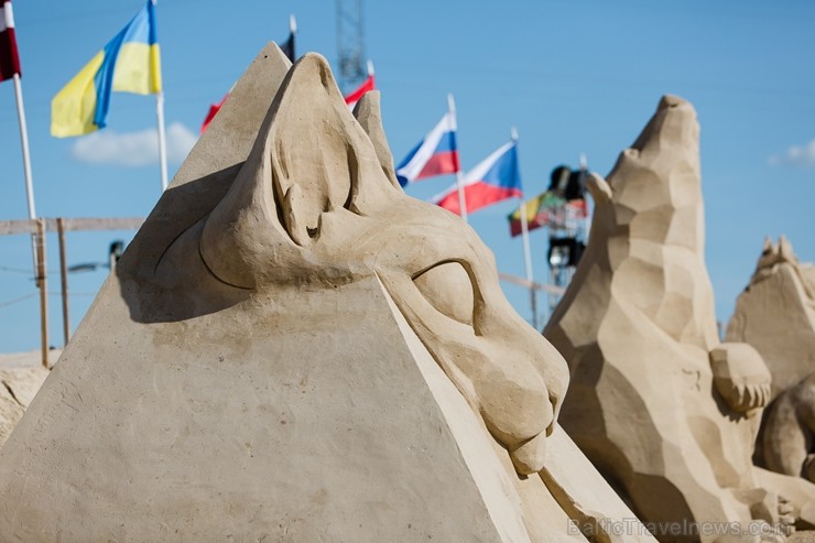 Jelgavā  aizvadīts jau 12. Starptautiskais smilšu skulptūru festivāls 225155