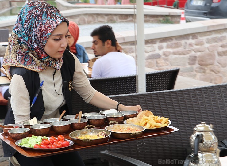 Travelnews.lv dodas ekskursijā apskatīt Turcijas mazās pilsētiņas Konjas tuvumā. Sadarbībā ar Turkish Airlines 225256