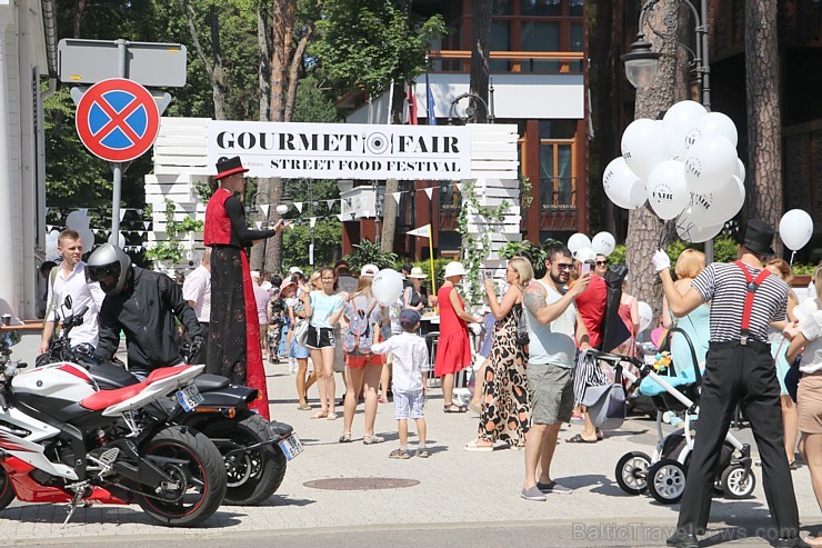 Jūrmalā jau otro sezonu atklāj ielas ēdienu festivāls «Gourmet Fair» 225647