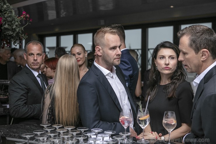 «Grand Hotel Kempinski Riga» atklāj panoramas bāru-restorānu «Stage 22» 226098