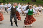 Cēsīs ar kauju rekonstrukciju un dejām, svin Latvijas Uzvaras dienu 69