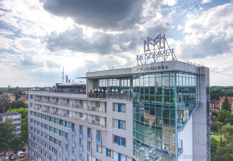 «Bellevue Park Hotel Riga» skaisto jumta terasi «Le Sommet» atklāj ar bagātīgu ballīti 226425
