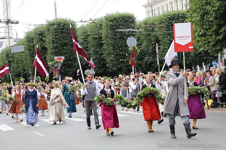 Dziesmu un deju svētku atklāšanas gājiens 1.07.2018 pulcē Rīgā visus Latvijas novadus 226587