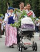 Dziesmu un deju svētku atklāšanas gājiens pulcē Rīgā visus Latvijas novadus (101-200) 33
