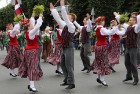 Dziesmu un deju svētku atklāšanas gājiens pulcē Rīgā visus Latvijas novadus (101-200) 43