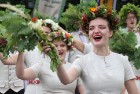 Dziesmu un deju svētku atklāšanas gājiens pulcē Rīgā visus Latvijas novadus (101-200) 78