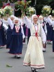 Dziesmu un deju svētku atklāšanas gājiens pulcē Rīgā visus Latvijas novadus (101-200) 81