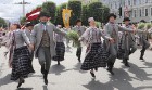 Dziesmu un deju svētku atklāšanas gājiens pulcē Rīgā visus Latvijas novadus (201-300) 29