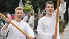 Dziesmu un deju svētku atklāšanas gājiens pulcē Rīgā visus Latvijas novadus (301-400) 48