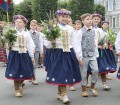 Dziesmu un deju svētku atklāšanas gājiens pulcē Rīgā visus Latvijas novadus (301-400) 55
