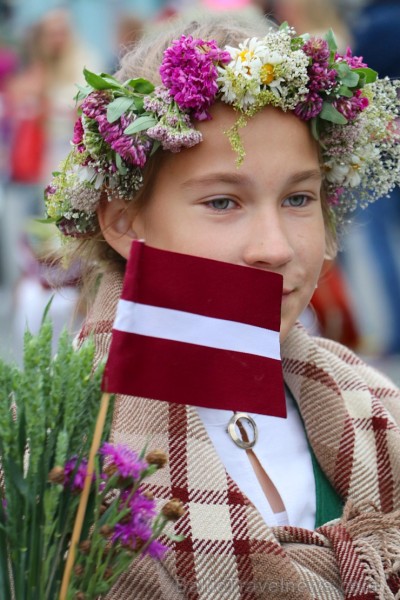Dziesmu un deju svētku atklāšanas gājiens pulcē Rīgā visus Latvijas novadus (601-700) 227215