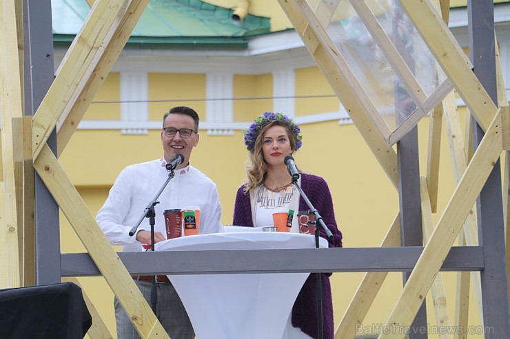 Dziesmu un deju svētku atklāšanas gājiens pulcē Rīgā visus Latvijas novadus (701-800) 227406
