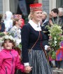 Dziesmu un deju svētku atklāšanas gājiens pulcē Rīgā visus Latvijas novadus (701-800) 26