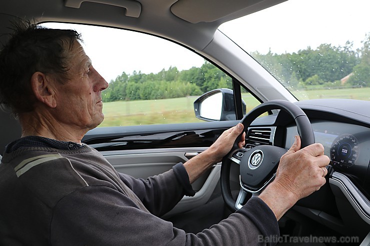 Travelnews.lv ar jauno «Volkswagen Touareg» apceļo Krāslavas novadu Latgalē 228089
