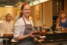 Šefpavāre Svetlana Riškova pēc pasūtījuma rīko gastronomisko piedzīvojumu «Šefpavāra galds Kempinski gaumē» 33