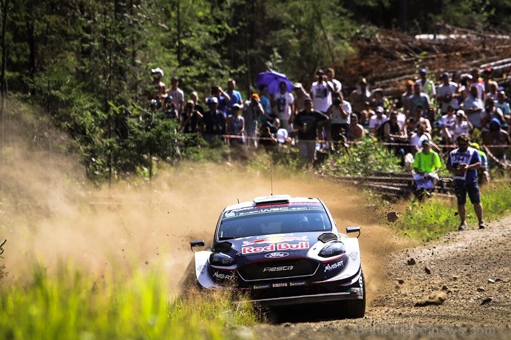 Somijas rallijā Neste Rally Finland 2018 aktīvi cīnās par uzvaru. Foto: Gatis Smudzis 229338