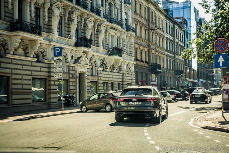 Latvijā prezentē daudzpusīgo Audi Q8 229490