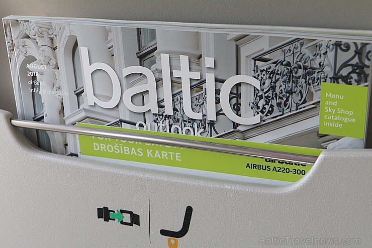 Travelnews.lv iepazīst «airBaltic» jauno lidmašīnu «Airbus A220-300». Atbalsta: Starptautiskā lidosta «Rīga» 231006