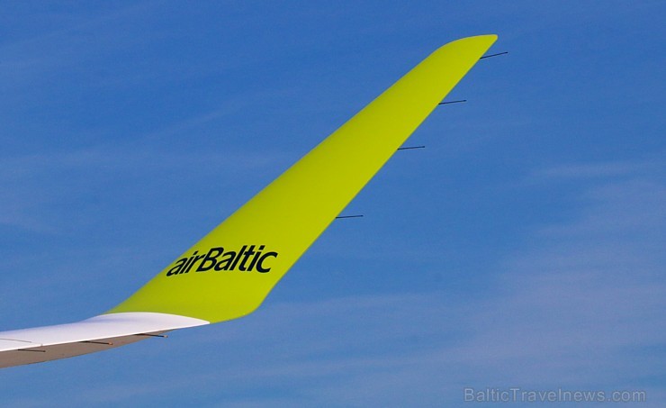Travelnews.lv iepazīst «airBaltic» jauno lidmašīnu «Airbus A220-300». Atbalsta: Starptautiskā lidosta «Rīga» 231021