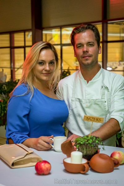 Latvijas 2018. gada pavārs ir Dinārs Zvidriņš un pavārzellis ir Anastasija Verbicka. Atbalsta: Riga Food 2018. Foto: Saltnpepper.lv 233053