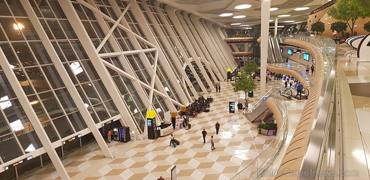Travelnews.lv izbauda «airBaltic» lidojumu un apbrīno Heidara Alijeva starptautisko lidostu Baku. Sadarbībā ar Latvijas vēstniecību Azerbaidžānā un tū 234956