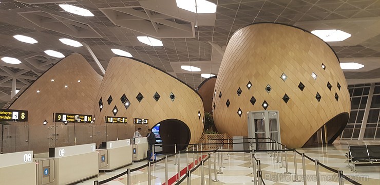 Travelnews.lv izbauda «airBaltic» lidojumu un apbrīno Heidara Alijeva starptautisko lidostu Baku. Sadarbībā ar Latvijas vēstniecību Azerbaidžānā un tū 234957