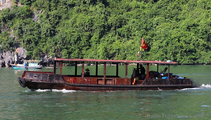 Vjetnamas Halongas līcī ik dienas dodas 650 kruīzu kuģi un zvejnieku laivas. Sadarbībā ar 365 brīvdienas un Turkish Airlines 235618