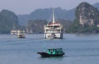 Vjetnamas Halongas līcī ik dienas dodas 650 kruīzu kuģi un zvejnieku laivas. Sadarbībā ar 365 brīvdienas un Turkish Airlines 37