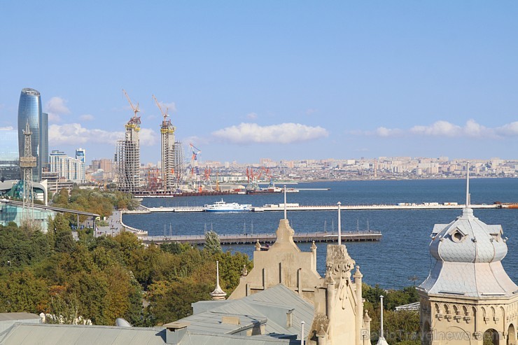 Jaunavas tornis vecpilsētā ir galvenais Baku simbols ar burvīgu pilsētas panorāmas skata laukumu. Sadarbībā ar Latvijas vēstniecību Azerbaidžānā un tū 236626