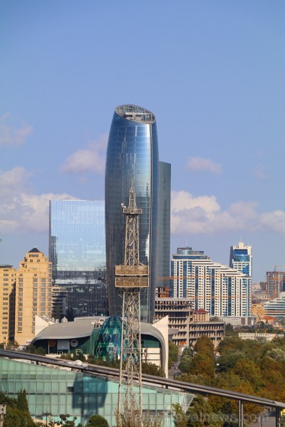 Jaunavas tornis vecpilsētā ir galvenais Baku simbols ar burvīgu pilsētas panorāmas skata laukumu. Sadarbībā ar Latvijas vēstniecību Azerbaidžānā un tū 236628