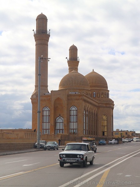 Travelnews.lv apceļo Baku rūpniecisko apkārtni. Sadarbībā ar Latvijas vēstniecību Azerbaidžānā un tūrisma firmu «RANTUR Travel Agency» 236959