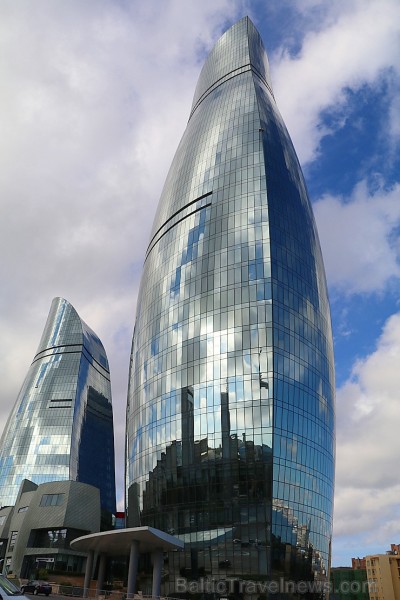 Debesskrāpju komplekss «Liesmas torņi» ir kļuvuši par Baku simbolu. Sadarbībā ar Latvijas vēstniecību Azerbaidžānā un tūrisma firmu «RANTUR Travel Age 237253