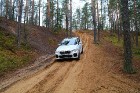 Travelnews.lv izmēģina jauno «BMW X5» meža smilšu ceļos 21